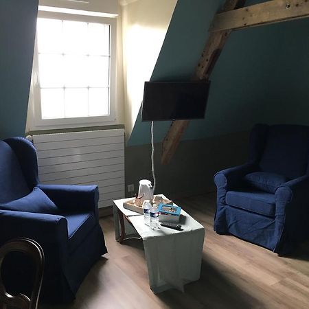 Le Saint Aubin- Maison D Hotes Dans Ce Monastere Du 16 Siecle Amfreville-la-Campagne Eksteriør billede