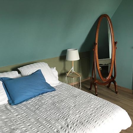 Le Saint Aubin- Maison D Hotes Dans Ce Monastere Du 16 Siecle Amfreville-la-Campagne Eksteriør billede