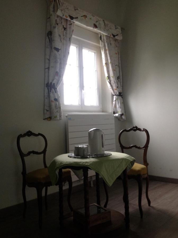 Le Saint Aubin- Maison D Hotes Dans Ce Monastere Du 16 Siecle Amfreville-la-Campagne Eksteriør billede