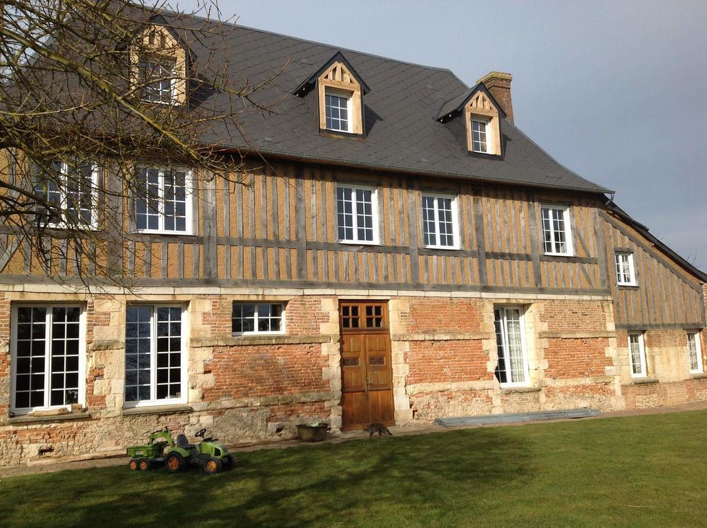Le Saint Aubin- Maison D Hotes Dans Ce Monastere Du 16 Siecle Amfreville-la-Campagne Eksteriør billede